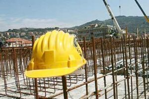 Riforma Costituzionale: “Basta morti sul lavoro”